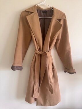 Women’s trench coat